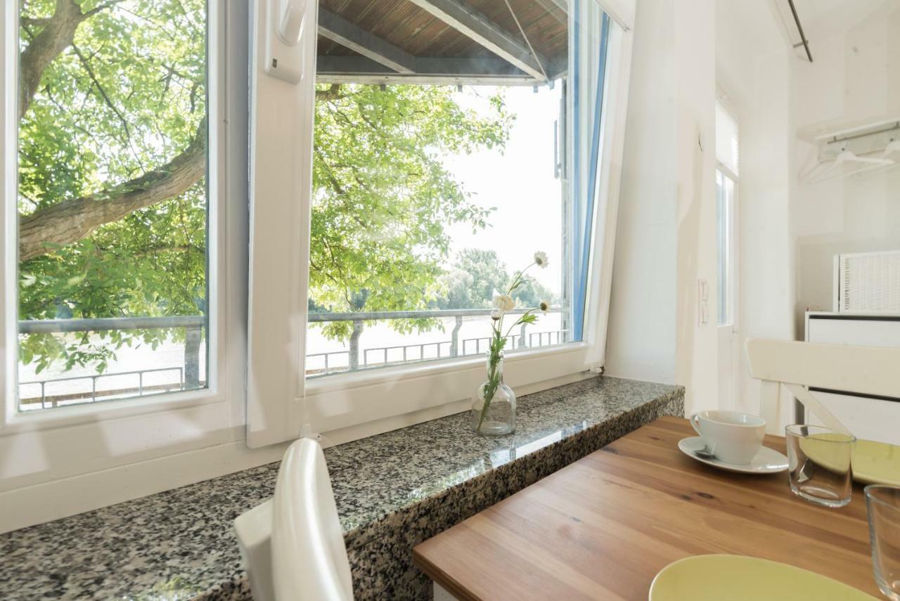 Weserwohnung - Bootshaus Urlaub Am Wasser Hamelin Ngoại thất bức ảnh