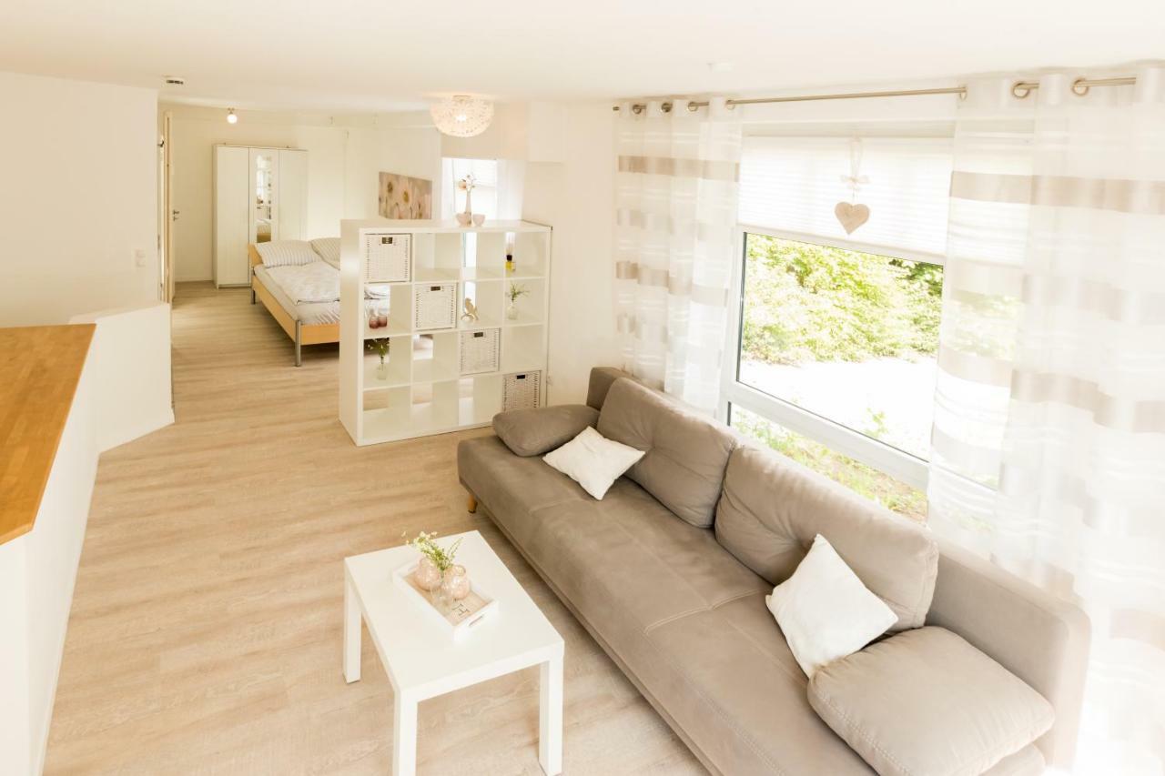 Weserwohnung - Bootshaus Urlaub Am Wasser Hamelin Ngoại thất bức ảnh